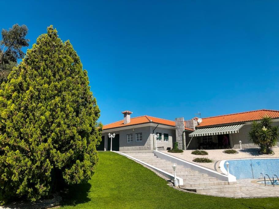 Maison Familiale De Caractere Avec Piscine Padronelo Exterior photo